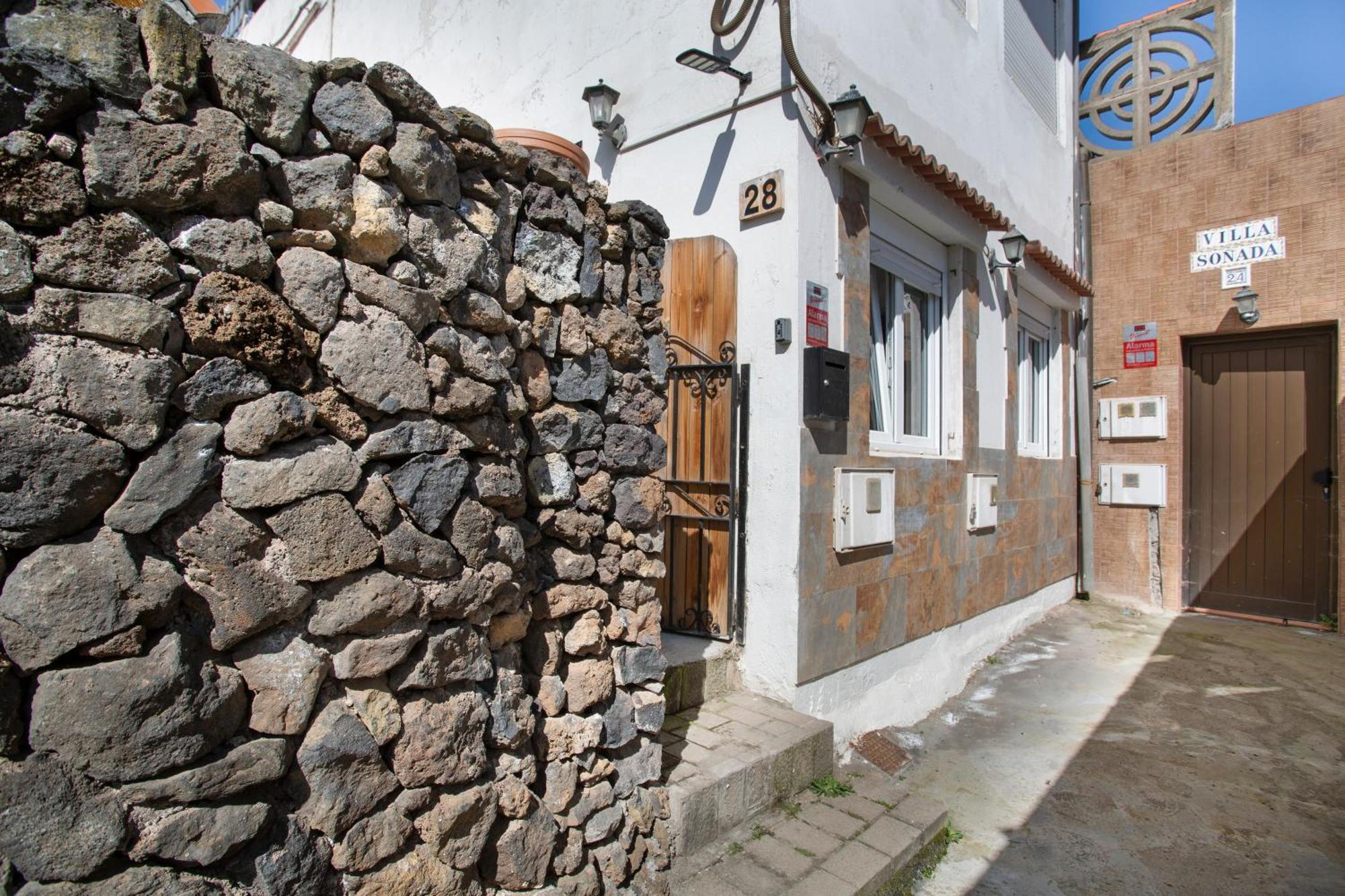 Casa Acogedora En La Naturaleza Valleseco المظهر الخارجي الصورة